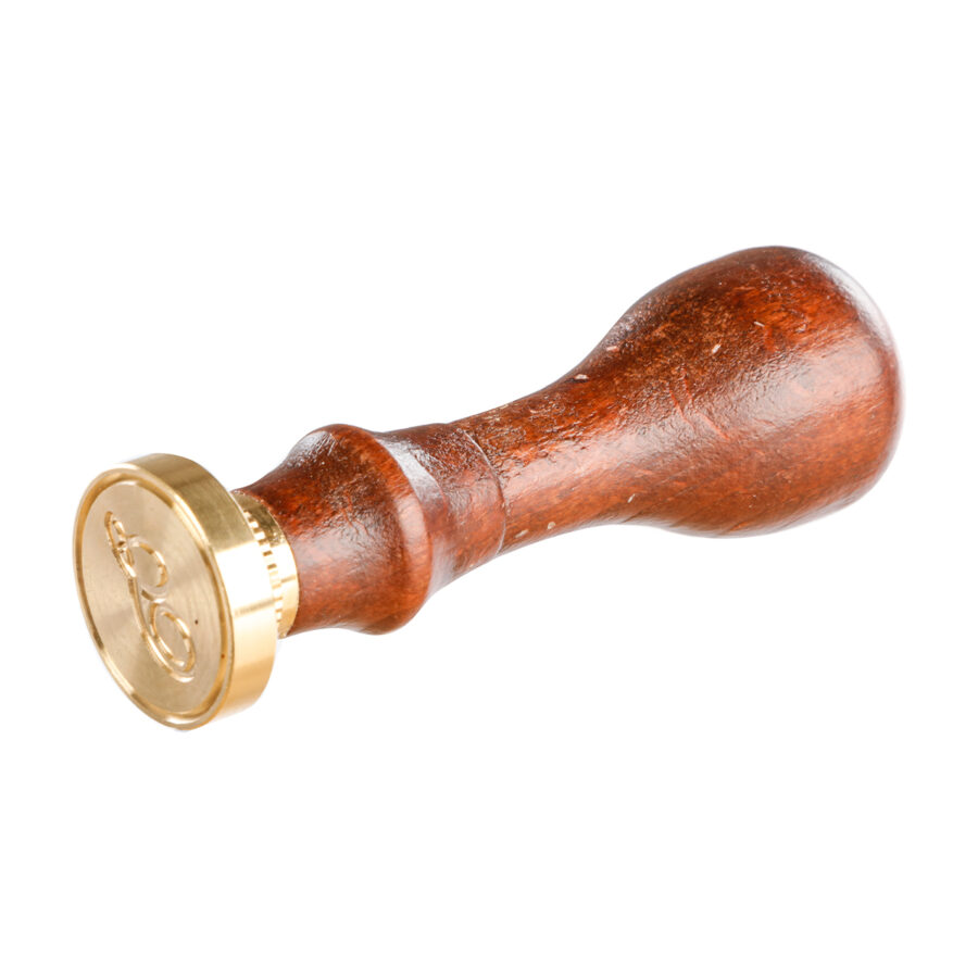 Sceau rond avec manche en bois vernis, lettre S en alphabet anglaise